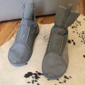 PUMA x Fenty Trainers Rihanna collab. Size 7.5